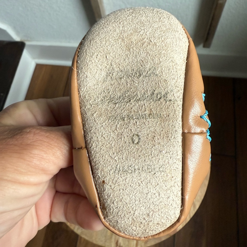 Hanna Andersson slipper sock Mocs sz: 0 - Picture 3 of 6